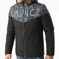 Meilleur prix 🎉 Doudoune Capuche Réversible 1004 Bleu Marine Gris Noir de Classic Series ✨ 11 Meilleur prix 🎉 Doudoune Capuche Réversible 1004 Bleu Marine Gris Noir de Classic Series ✨ -Classic Series Soldes anderwood 284585 1004 NAVY LTGREY GREY 20210923T105536 05