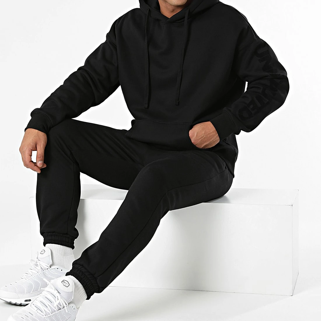 Promo ✔️ Ensemble De Survêtement AN11003 Noir de Classic Series 😉 3 Promo ✔️ Ensemble De Survêtement AN11003 Noir de Classic Series 😉