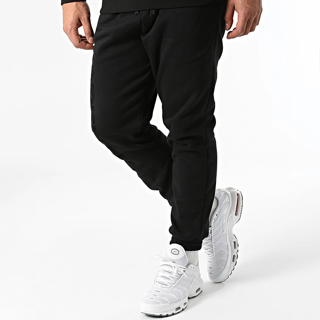 Promo ✔️ Ensemble De Survêtement AN11003 Noir de Classic Series 😉 6 Promo ✔️ Ensemble De Survêtement AN11003 Noir de Classic Series 😉 – Image 4