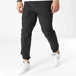 Vente flash ⭐ Pantalon Jogging 2418 Noir de Classic Series 💯