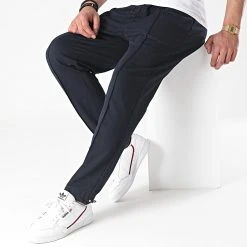 Coupon ✨ Pantalon Jogging 927 Bleu Marine de Classic Series 👏 -Classic Series Soldes classic series 261545 927 BLEU 20210517T115700 03