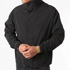 Les meilleures critiques de 😉 Veste 8108 Noir de Classic Series ✔️ -Classic Series Soldes classic series 266647 8108 NOIR 20210528T120526 03