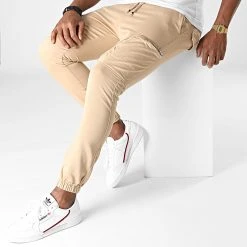 Les meilleures critiques de 👍 Jogger Pant 7531 Beige de Classic Series 🤩 -Classic Series Soldes classic series 270895 7531 BEJ 20210623T155250 03