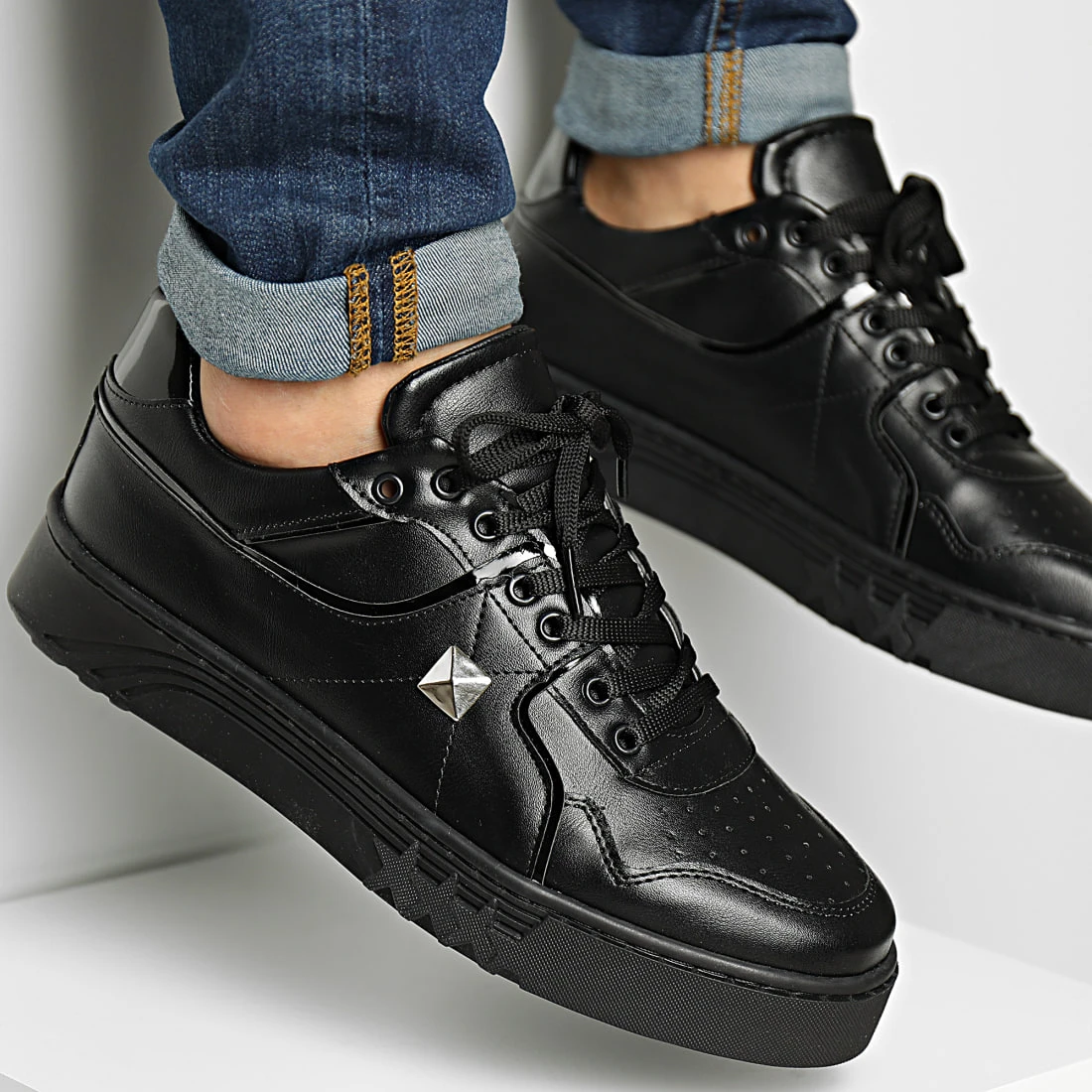 Nouveau ❤️ Baskets K10 Noir de Classic Series 🤩 3 Nouveau ❤️ Baskets K10 Noir de Classic Series 🤩