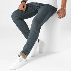 Promo 🌟 Jean Slim 7616 Bleu Denim Réfléchissant Iridescent de Classic Series 👍 -Classic Series Soldes classic series 283705 7616 TINTLI 20210913T151814 03