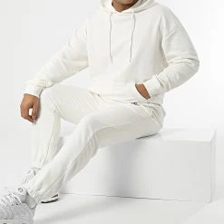 De gros 🔥 Ensemble De Survêtement 21831-21569 Blanc de Classic Series ⌛
