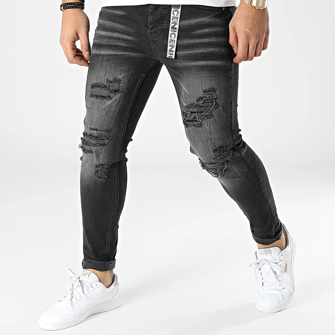 Offres 🎁 Jean Skinny 3646 Noir de Classic Series ❤️ 3 Offres 🎁 Jean Skinny 3646 Noir de Classic Series ❤️
