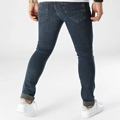 Vente flash 🧨 Jean Slim 7704 Bleu Denim de Classic Series ⌛ -Classic Series Soldes classic series 295561 7704 BLUE 20211217T150459 04
