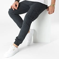 Sortie ⌛ Jogger Pant JW-5342 Bleu Marine de Classic Series ⌛ -Classic Series Soldes classic series 299801 JW 5342 4 20220126T143302 03