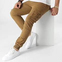 Offres 😀 Jogger Pant JW-5342 Marron de Classic Series ✔️ 8 Offres 😀 Jogger Pant JW-5342 Marron de Classic Series ✔️ -Classic Series Soldes classic series 299808 JW 5342 6 20220126T143036 03