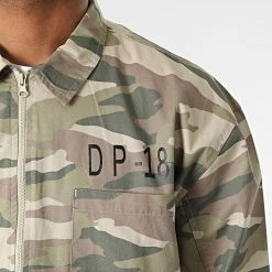 Budget ⌛ Chemise Manches Longues Zippée Camouflage Boxy Canvas Vert Kaki Beige de Classic Series 🧨 -Classic Series Soldes classic series 300857 AW21 060 DESERT CAMO 20220203T160921 02