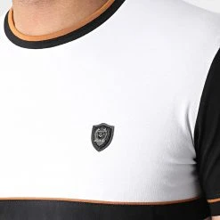 Promo 🔥 Tee Shirt 20219 Noir Blanc de Classic Series 🧨 -Classic Series Soldes classic series 307323 20219 BLACK 20220304T145231 02