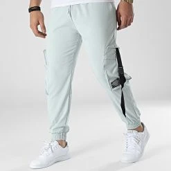 Promo ✔️ Jogger Pant G22-638 Vert Menthe de Classic Series 🧨