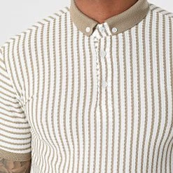 Le moins cher 👍 Polo A Manches Courtes 1750 Blanc Beige de Classic Series ❤️ -Classic Series Soldes classic series 309264 ERS 1750 BEJ EKRU 20220317T152942 02