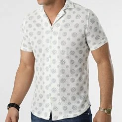 Offres ❤️ Chemise A Manches Courtes 1668 Beige Clair de Classic Series 💯