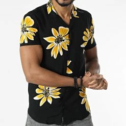 Les meilleures critiques de 🎉 Chemise Manches Courtes 1500 Noir Jaune Floral de Classic Series ✨ -Classic Series Soldes classic series 309392 ERS 1500 50 20220322T144811 03