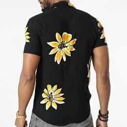 Les meilleures critiques de 🎉 Chemise Manches Courtes 1500 Noir Jaune Floral de Classic Series ✨ -Classic Series Soldes classic series 309392 ERS 1500 50 20220322T144813 04