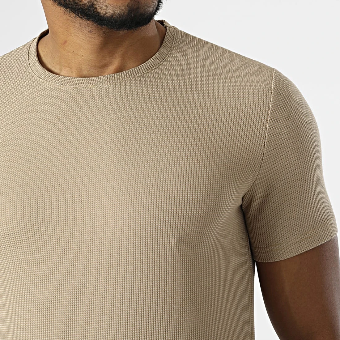 Offres ✨ Tee 😀 Shirt 1100 Beige de Classic Series 🎁 4 Offres ✨ Tee 😀 Shirt 1100 Beige de Classic Series 🎁 – Image 2