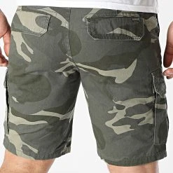 Offres 🥰 Short Cargo Camouflage H70022Y62147K Vert Kaki de Classic Series ⭐ 9 Offres 🥰 Short Cargo Camouflage H70022Y62147K Vert Kaki de Classic Series ⭐ -Classic Series Soldes classic series 309670 H70022Y62147K CAMO 20220318T154729 04