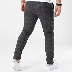 Le moins cher 👍 Pantalon A Carreaux H60032 Bleu Marine de Classic Series ⌛ -Classic Series Soldes classic series 309761 H60032Z62357 23400 20220408T110149 04