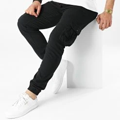 Acheter ✨ Jogger Pant H640060 Noir de Classic Series ✔️ -Classic Series Soldes classic series 309771 H640060Z61768A 24000 20220322T141815 03