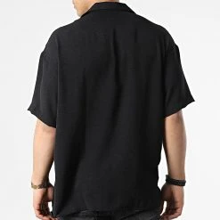 Les meilleures critiques de 😀 Chemise Manches Courtes FT-7002 Noir de Classic Series ⭐ -Classic Series Soldes classic series 310588 FT 7002 BLACK 20220328T162100 04