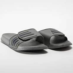 Tout neuf 💯 Claquettes SU5098 Gris de Classic Series ⌛