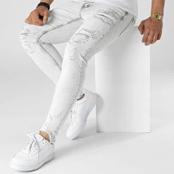 Les meilleures critiques de ⭐ Jean Skinny DHZ-3816 Gris Clair de Classic Series 🛒 -Classic Series Soldes classic series 315077 DHZ 3816 1 FUME 20220422T141707 03
