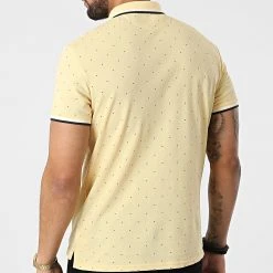 Meilleur prix 🥰 Polo A Manches Courtes P2210 Jaune de Classic Series 🔥 9 Meilleur prix 🥰 Polo A Manches Courtes P2210 Jaune de Classic Series 🔥 -Classic Series Soldes classic series 315938 P2210 AMARILLO 20220421T151436 04