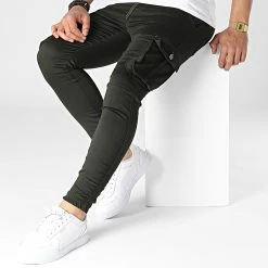 Offres 👍 Pantalon Cargo WKM-2010 Vert Kaki de Classic Series ✔️ -Classic Series Soldes classic series 318054 WKM 2010 KHAKI 20220510T135003 03