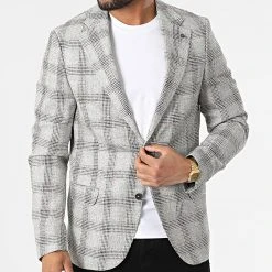 Le moins cher ⭐ Veste Blazer A Carreaux 11587 Gris Chiné de Classic Series ⌛ 8 Le moins cher ⭐ Veste Blazer A Carreaux 11587 Gris Chiné de Classic Series ⌛ -Classic Series Soldes classic series 318196 11587 3 20220510T155848 03