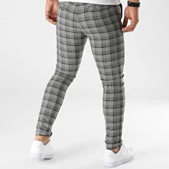 Les meilleures critiques de 😀 Pantalon Carreaux DJ2288 Gris Anthracite de Classic Series ⭐ -Classic Series Soldes classic series 321158 DJ2288 20220603T140811 04