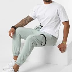 De gros ⭐ Ensemble Tee Shirt Poche Pantalon Jogging F22-906T Vert Blanc de Classic Series 🔥