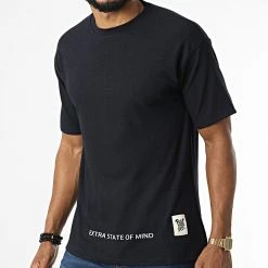 Tout neuf ✨ Tee ✨ Shirt EXO302 Bleu Marine de Classic Series ⭐