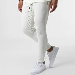 Sortie 🔔 Ensemble Tee 😍 Shirt Poche Et Pantalon Jogging PP017-PPE004 Blanc de Classic Series ❤️ -Classic Series Soldes classic series 324376 PP017 PPE004 WHITE 20220624T150635 04
