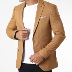 Les meilleures critiques de 🌟 Veste Blazer X-9404 Camel de Classic Series ✔️