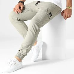 Le moins cher ⭐ Pantalon Cargo H62570 Gris Vert de Classic Series 😍 -Classic Series Soldes classic series 329491 H62570M62086A 12200 20220802T155858 03