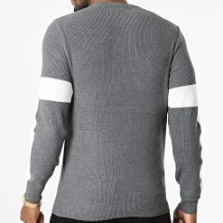 Promo 🎉 Pull G1909 Gris Blanc de Classic Series 🔔 9 Promo 🎉 Pull G1909 Gris Blanc de Classic Series 🔔 -Classic Series Soldes classic series 332022 G1909 GREY 20220811T152541 04