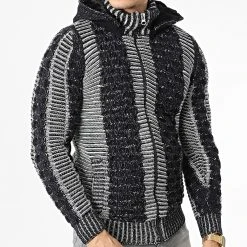 Acheter ⭐ Gilet Capuche 3002 Noir Blanc de Classic Series ✨ -Classic Series Soldes classic series 336666 3002 BLACK WHITE 20220912T155445 03