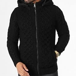 Les meilleures critiques de ✔️ Gilet Capuche 3002 Noir de Classic Series ❤️ -Classic Series Soldes classic series 336756 3002 BLACK BLACK 20220916T150039 03