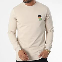 Les meilleures critiques de ⭐ Sweat Crewneck 9058 Beige de Classic Series 🛒 -Classic Series Soldes classic series 338063 9058 BEIGE 20220922T155854 03