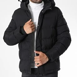 Grosses soldes 😍 Doudoune Capuche 9353 Noir de Classic Series ✨