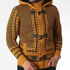 Acheter ⭐ Gilet Zippé Capuche 3007 Orange de Classic Series 🎉 -Classic Series Soldes classic series 342659 3007 MOUTARDE 20221007T160955 03