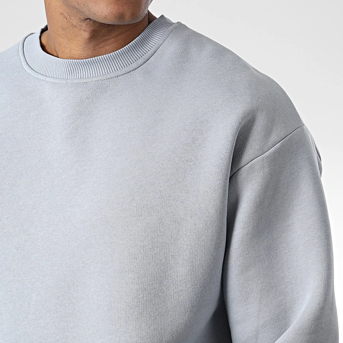 Sortie ⌛ Sweat Crewneck 8902 Gris de Classic Series 🔔 4 Sortie ⌛ Sweat Crewneck 8902 Gris de Classic Series 🔔 – Image 2