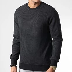 Offres 🥰 Sweat Crewneck 7903 Noir de Classic Series 😀 -Classic Series Soldes classic series 344497 7903 001 20221024T155116 03