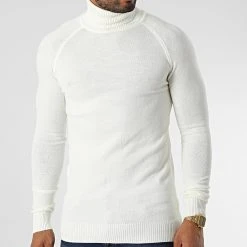 Tout neuf 🛒 Pull Col Roulé T3873 Blanc de Classic Series ❤️ -Classic Series Soldes classic series 344532 T3873 KEMIK 20221020T142514 03