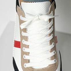 Offres 😍 Baskets Nac-17 White Red de Classic Series ❤️ -Classic Series Soldes classic series 344736 NAC 17 WHITE RED 20221111T154309 03