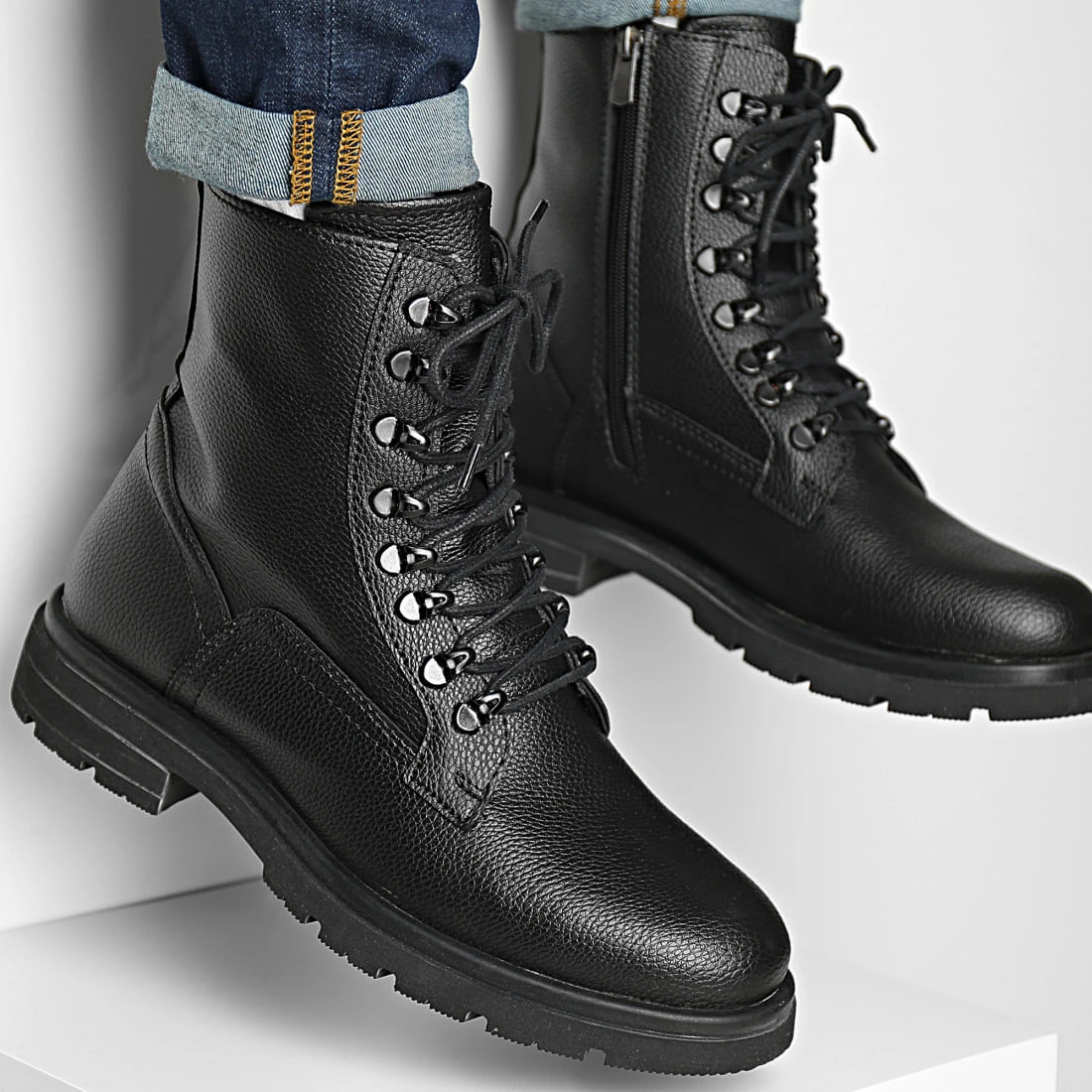 Meilleure vente 🤩 Boots 726 Black de Classic Series ⭐ 3 Meilleure vente 🤩 Boots 726 Black de Classic Series ⭐