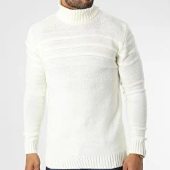 Tout neuf 🔥 Pull Col Roulé T3832 Beige de Classic Series 🎉 8 Tout neuf 🔥 Pull Col Roulé T3832 Beige de Classic Series 🎉 -Classic Series Soldes classic series 345923 T3832 KEMIK 20221028T160308 03