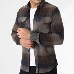Sortie ✔️ Surchemise Carreaux Y-2242 Marron de Classic Series 🥰